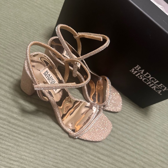 Badgley Mischka Firey block heels - Picture 2 of 3